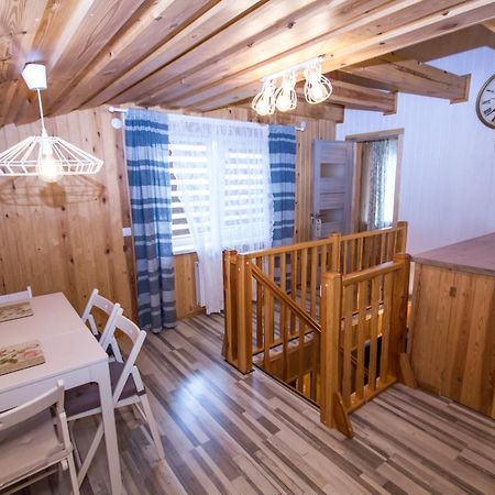 Flower Apartment เวนต์สปิลส์ ภายนอก รูปภาพ