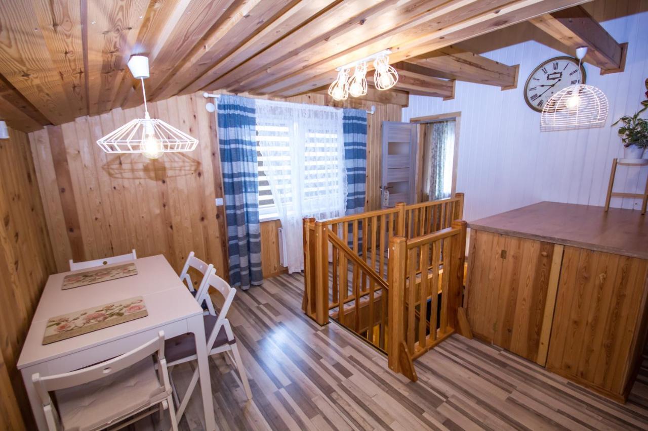 Flower Apartment เวนต์สปิลส์ ภายนอก รูปภาพ